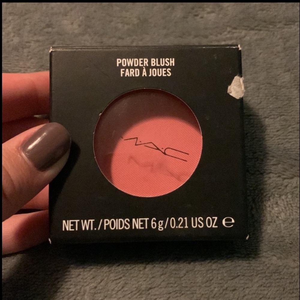 BRAND NEW: MAC Powder Blush: Fleur Powder